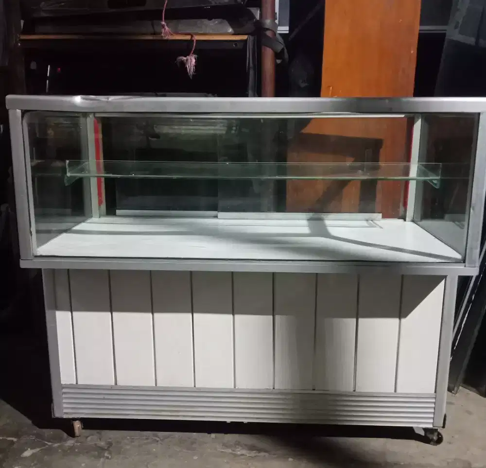 Etalase counter 1 meter