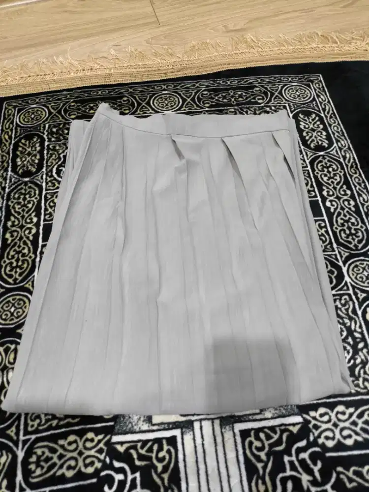 CELANA ROK PANJANG WANITA PRELOVED