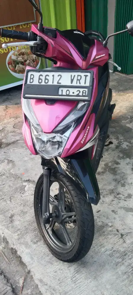 Honda beat magenta 2018