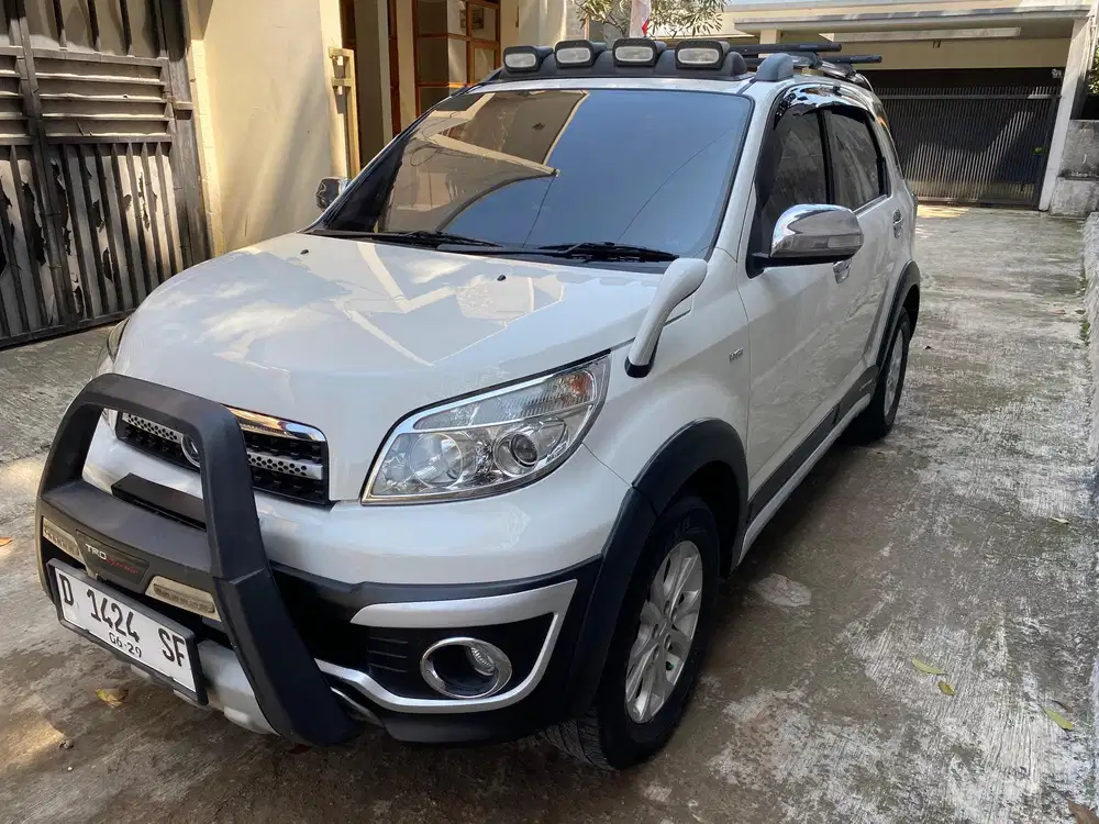 Daihatsu Terios 2014 Bensin