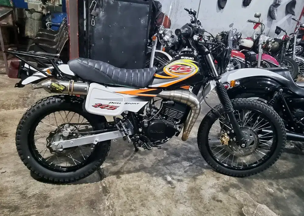Suzuki TS 125 tahun 2003