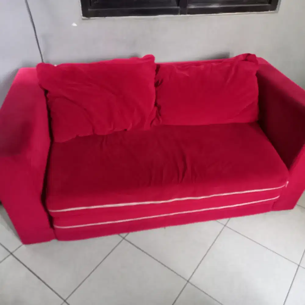 Dijual sofa bisa untuk tempat tidur