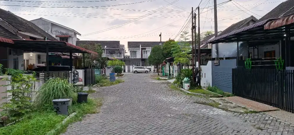 Dijual Rumah di Komplek Luxor Karya Wisata Johor