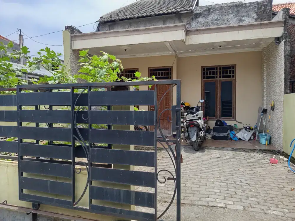 Jual rumah tinggal bisa untuk kos kosan