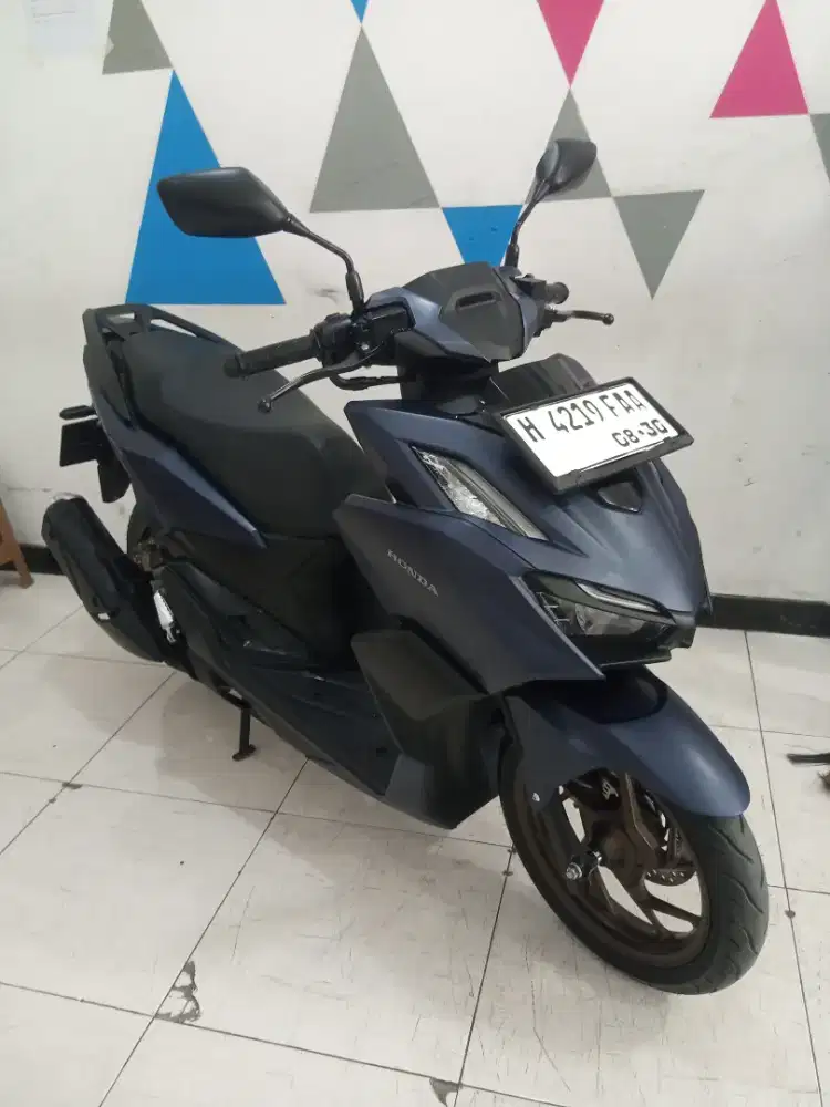 Vario 160 AbS 2025 biru dob