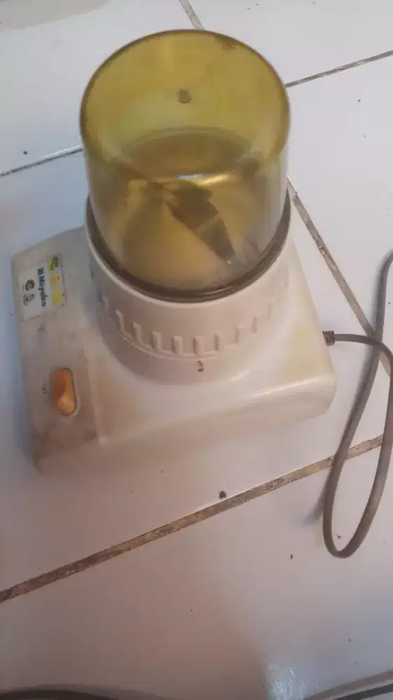 Blender Merk Miyako