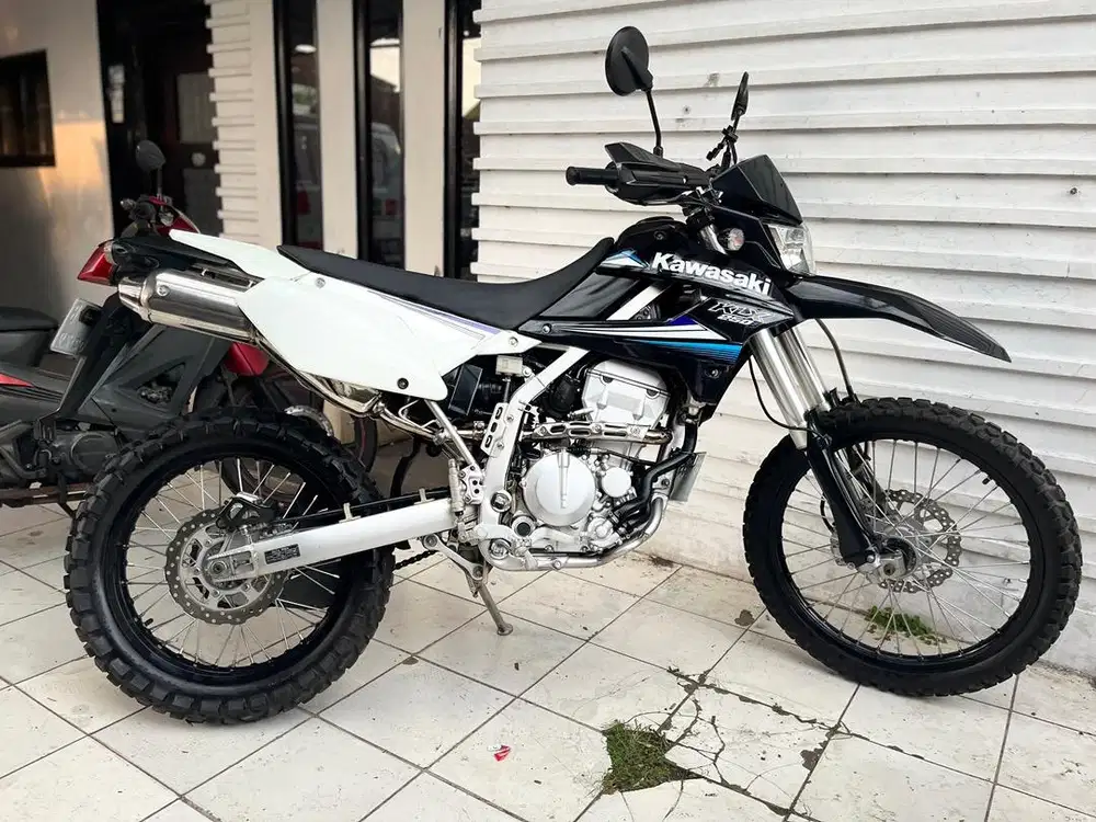 KLX 250 HITAM 2013