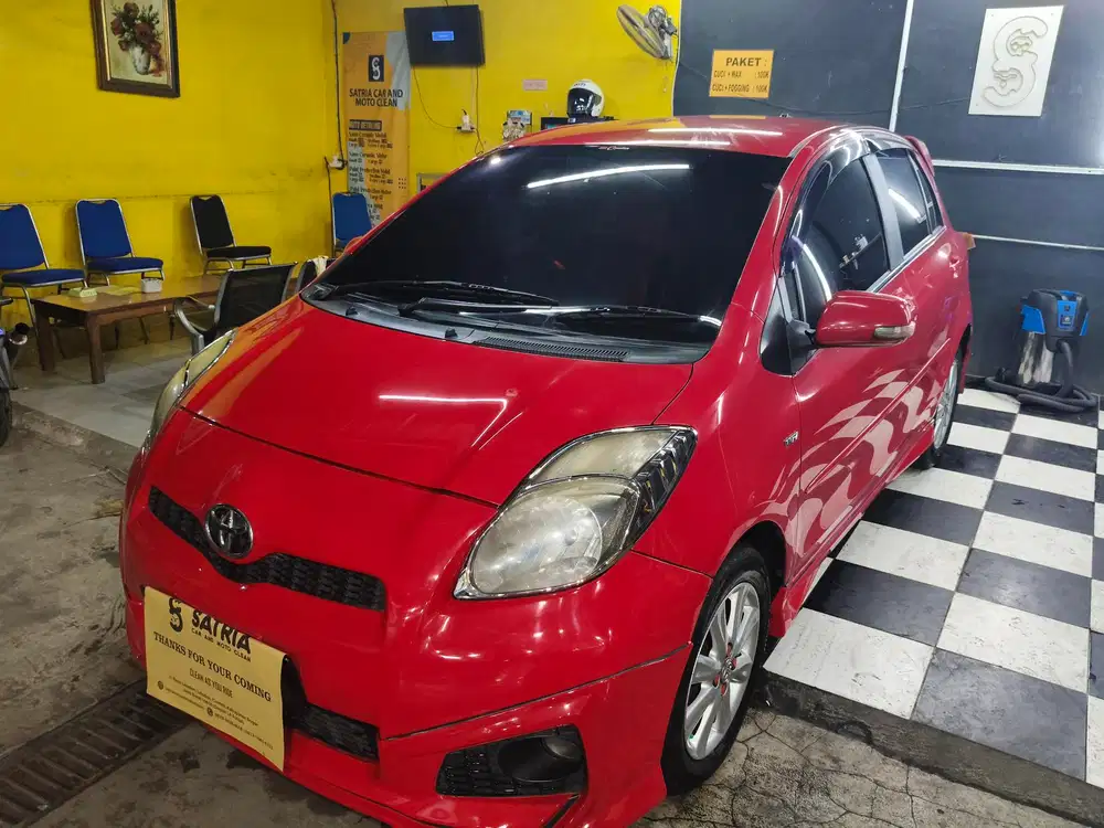 Toyota Yaris 2012 Bensin
