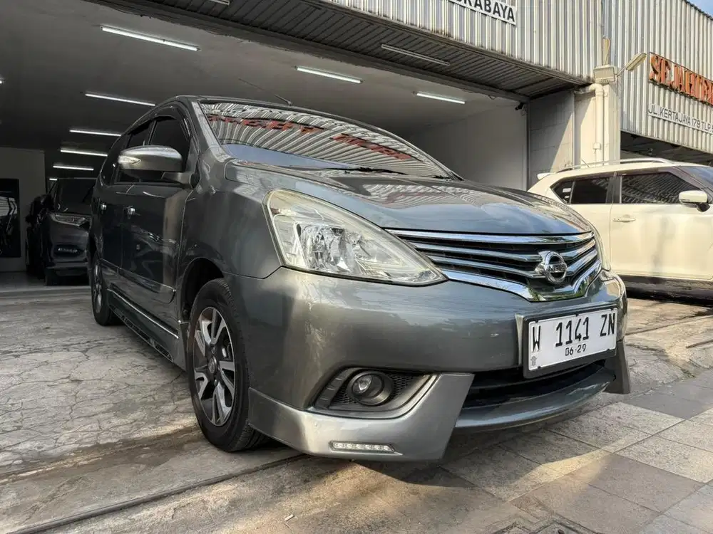 NISSAN GRAND LIVINA XV MATIC 2018 - DP MINIM
