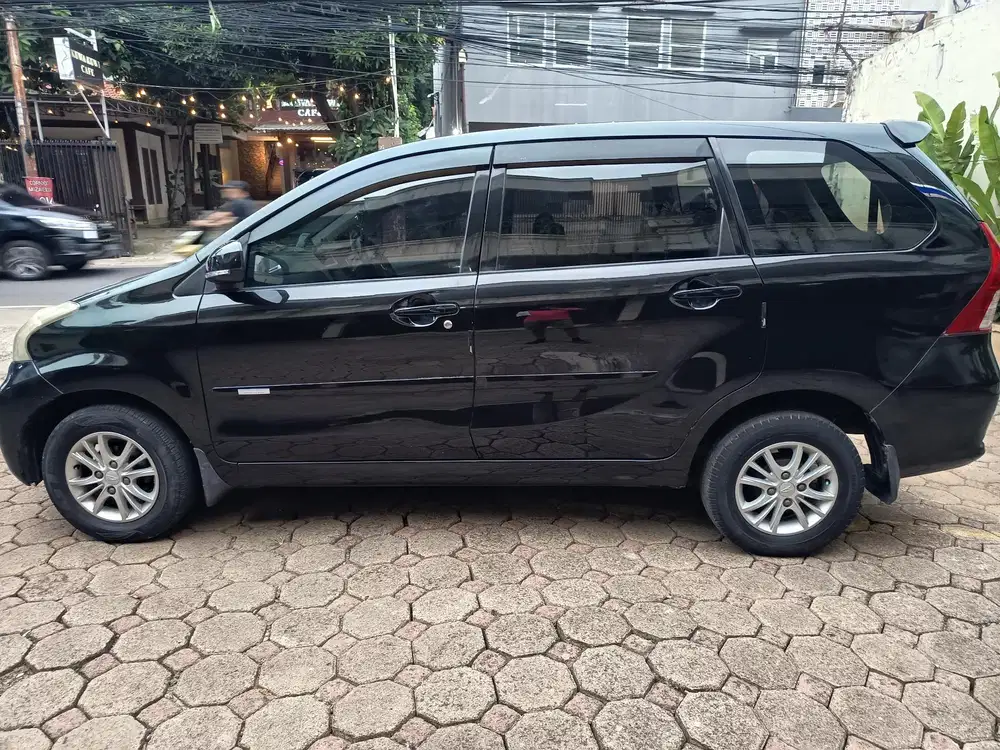 Daihatsu Xenia 2015 Bensin