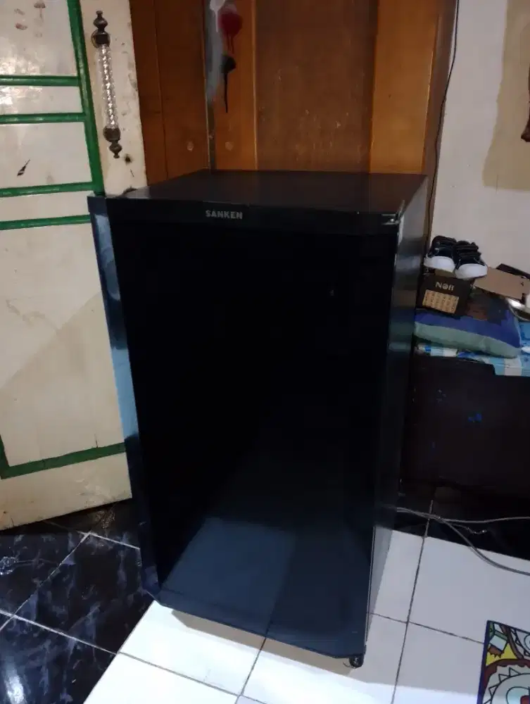Kulkas Sanken 1 pintu mulus