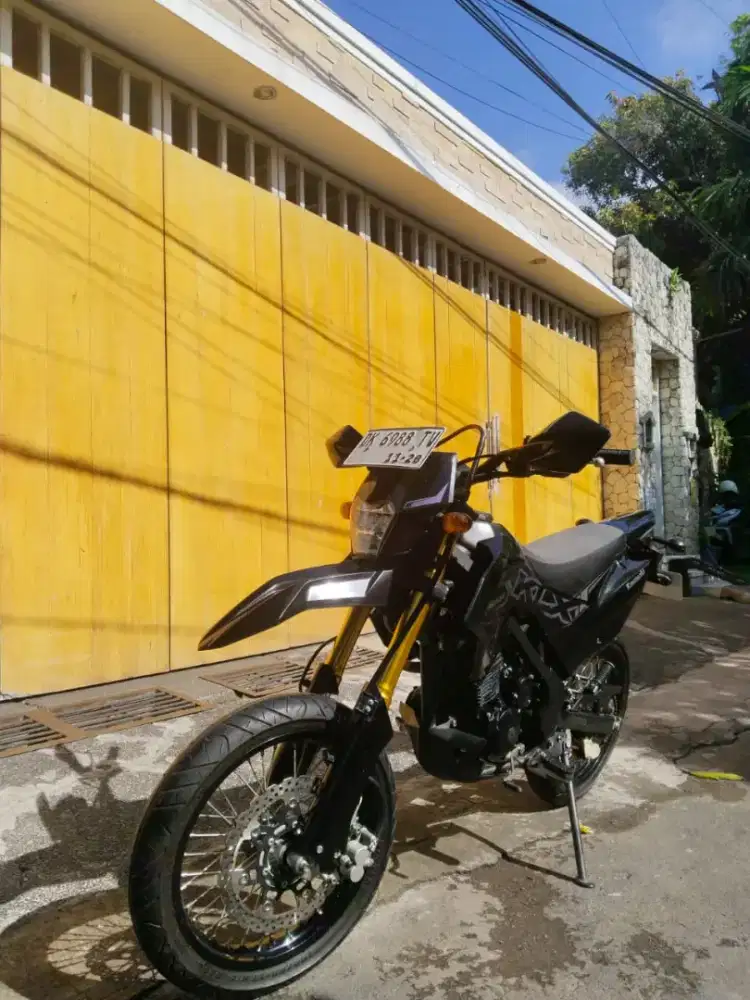 DP 8,2 JT/ BUNGA MENURUN 2%/ KAWASAKI KLX 150 SE SM TAHUN 2023