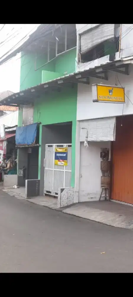 DISEWAKAN RUKO 2 LT LISTRIK 2300W