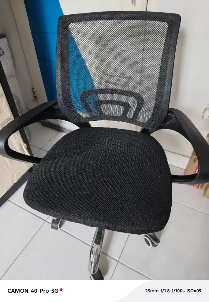 Kursi kerja kantor, kursi jaring putar hidrolik second/bekas.