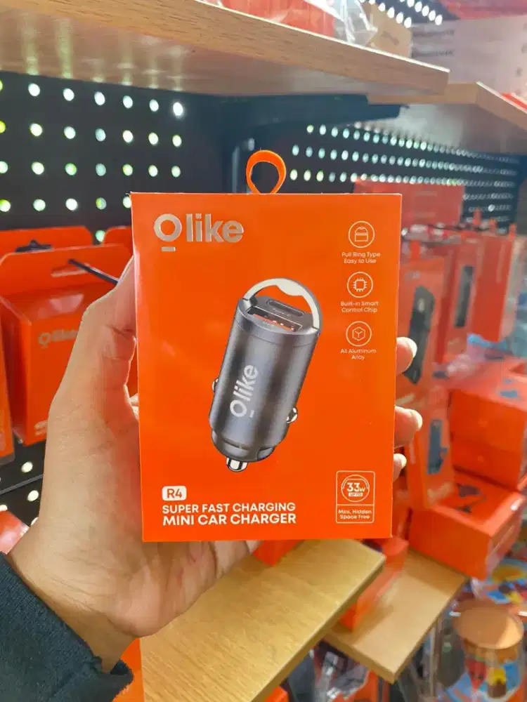 Olike R4 33W Super Fast Charging Mini Car Charger USB-C USB-A