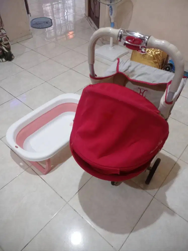 Troli bayi bagus bekualitas