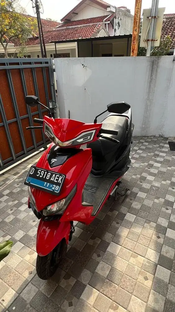 Smoot Tempur Motor Listrik