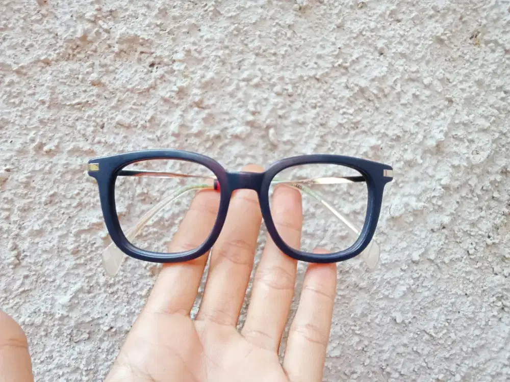 Frame kacamata second original merek(Tommy Hilfiger)