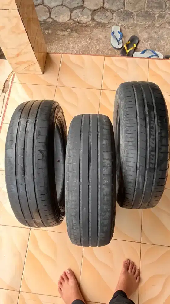 Ban Dunlop 175/65 R 14