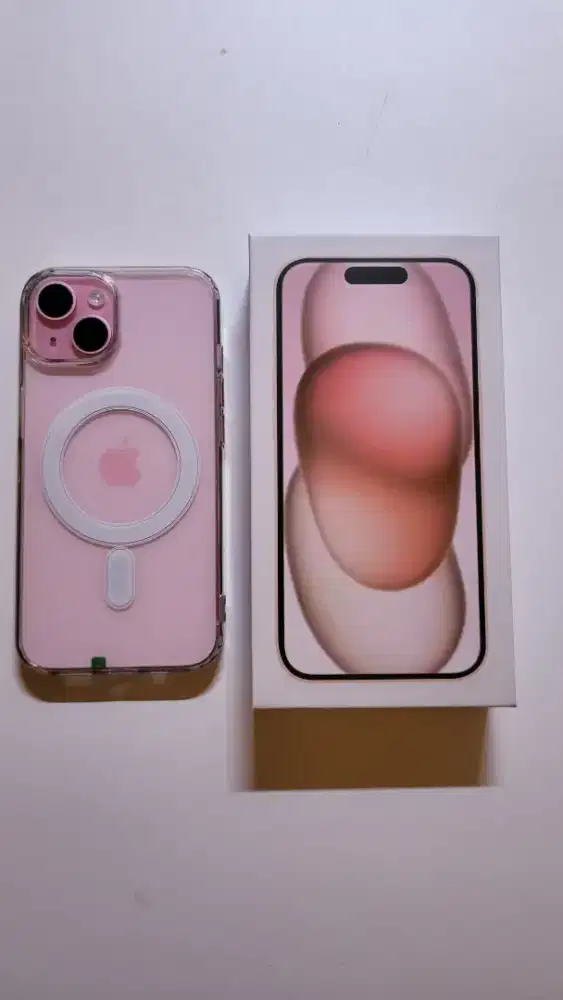 Iphone 15 pink like new