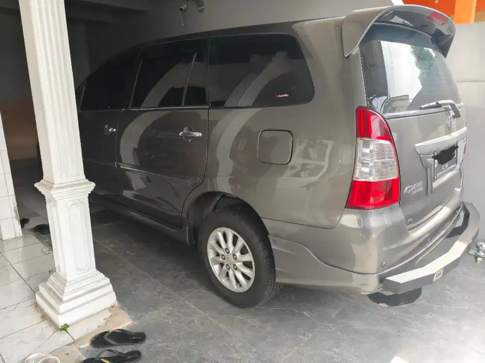 Innova 2.0 V Luxury Captain Seat