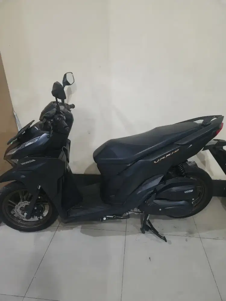 Vario 125 iss 2024 hitam doff Gbm