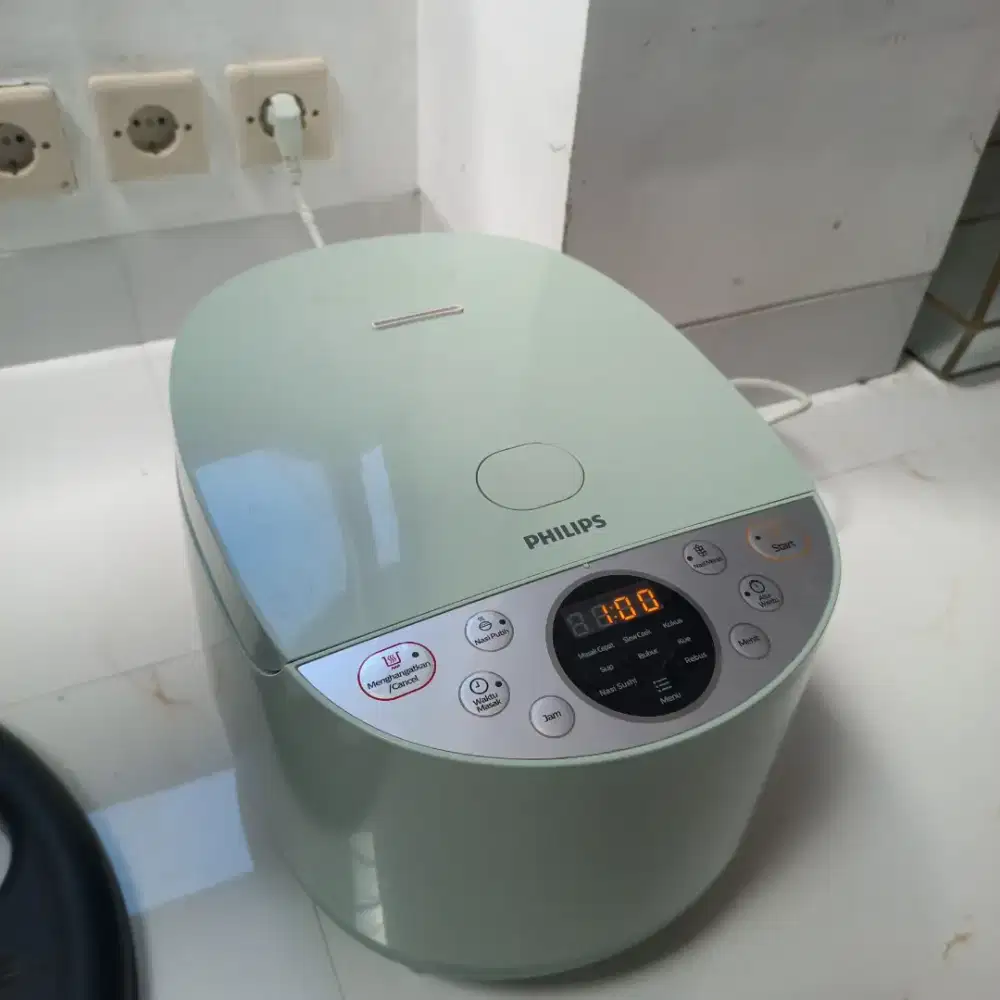 Rice Cooker Pillips 1,8 liter tipe HD3111