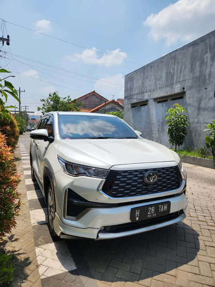 Toyota Kijang Innova 2023 Bensin