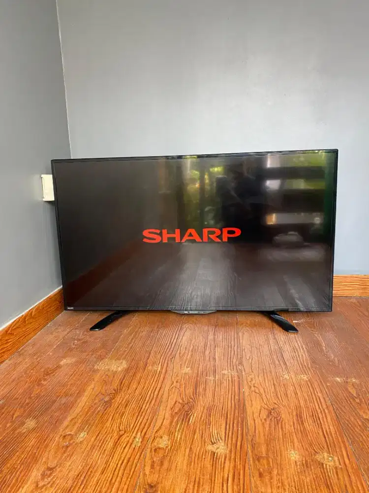 Sharp Aquos 45 LED - LC-45LE280X