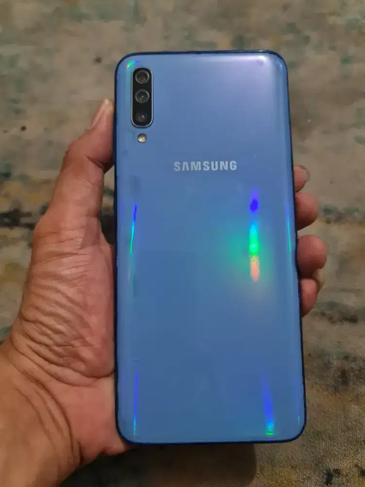 Samsung A70 6/128Gb No Minus