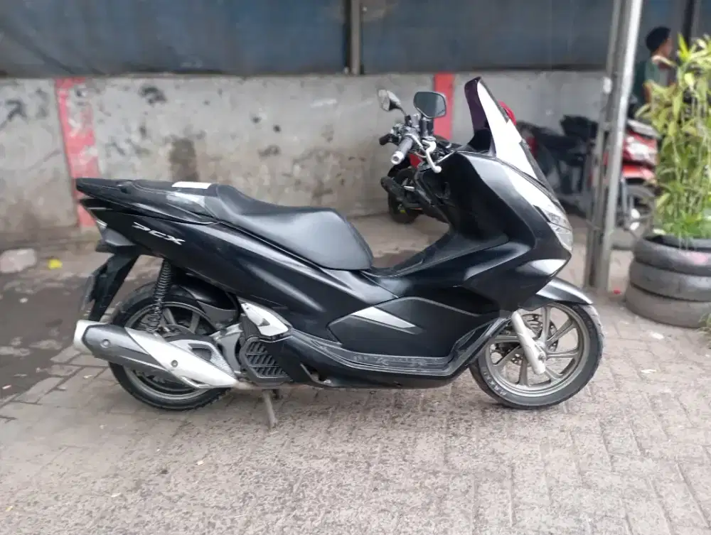 [PROMO OKT] Honda PCX Tahun 2019 Surat Komplit