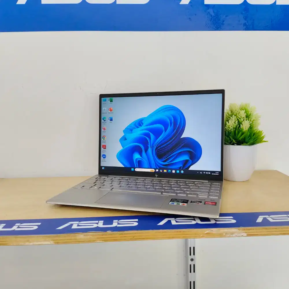 JUAL Laptop Murah HP PAVILION AERO Ryzen 5 7535U (16 GB/ SSD 512 GB)