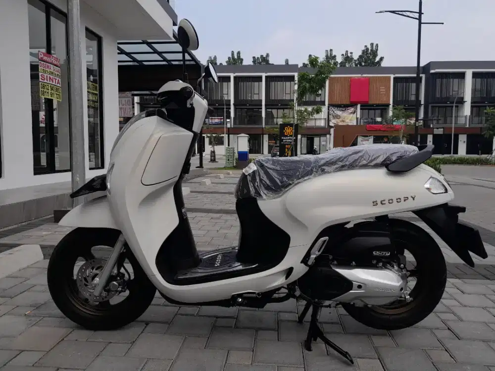 Honda Scoopy New Prestige Keyless Tahun 2025 Putih