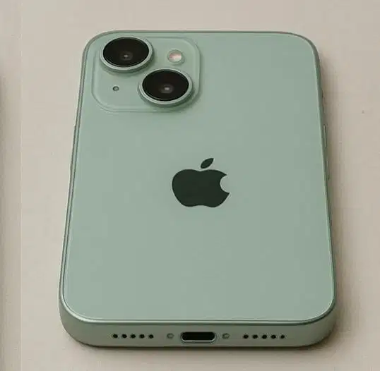 iPhone 15 Hijau Mint – Ex iBox, Kondisi Mulus BH 94%