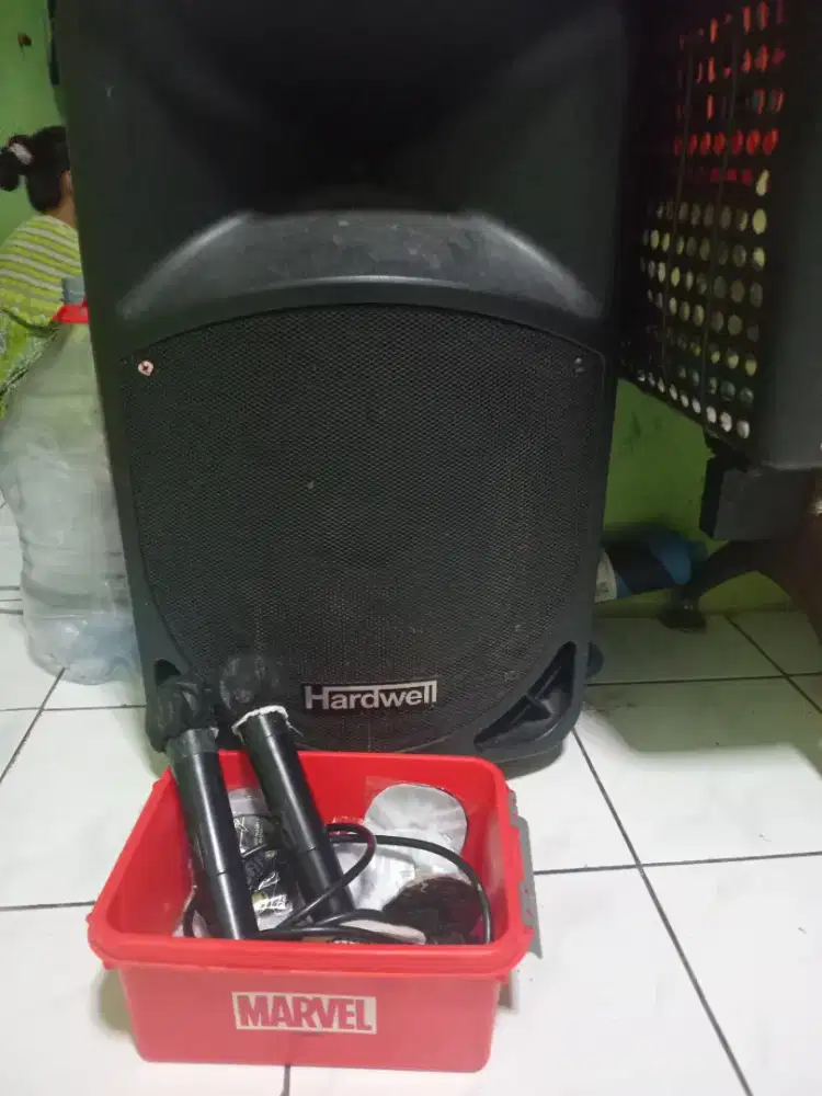 Dijual   speker HARDWELL 130 w