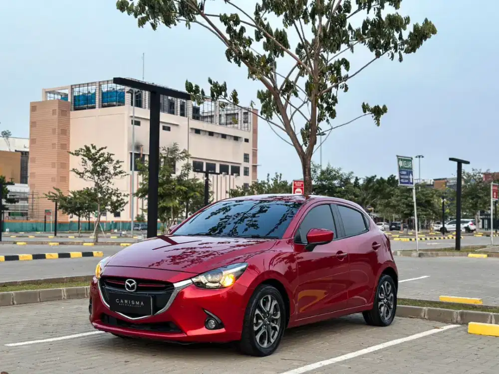 Mazda 2 R at Skyactiv 2016