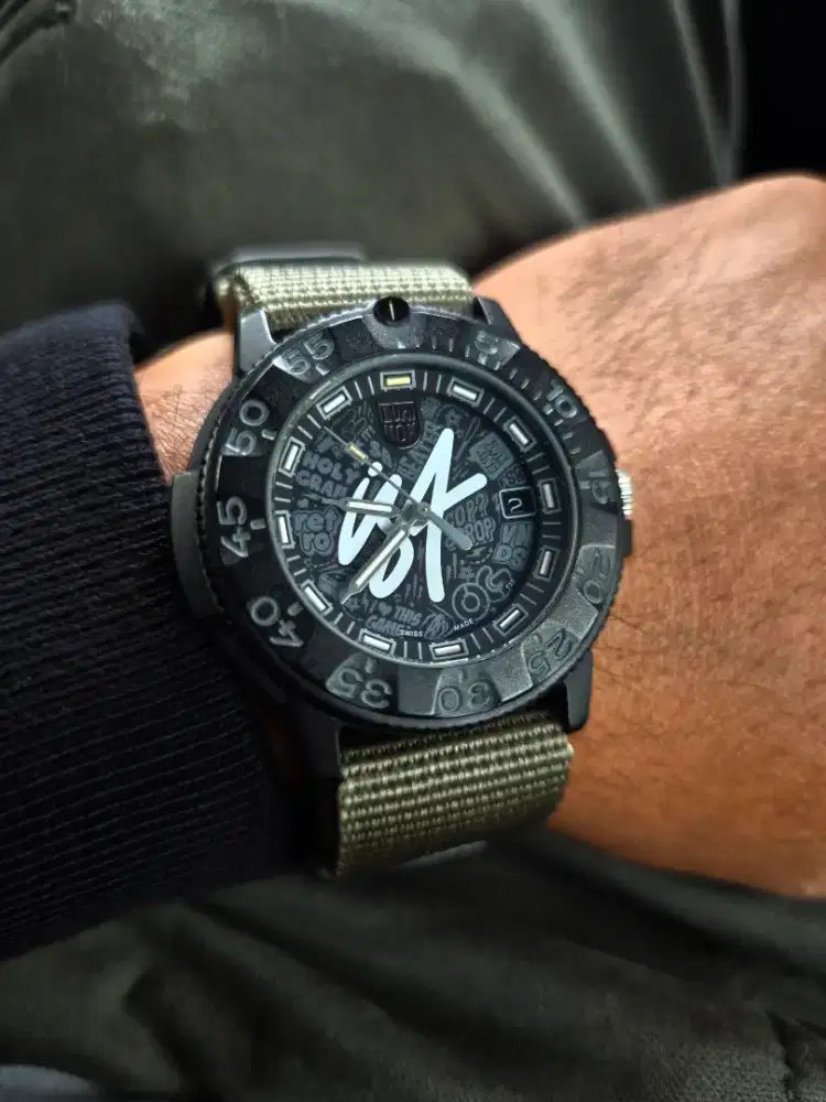 Jam tangan Limited edition luminox x ist