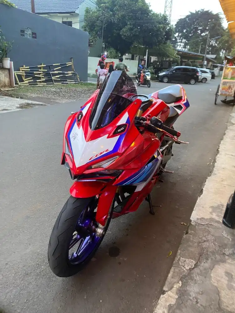 Honda CBR250RR non abs 2020