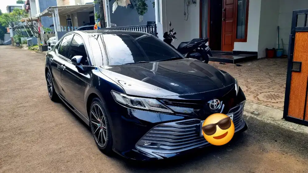 Camry hitam 2.5 v 2019