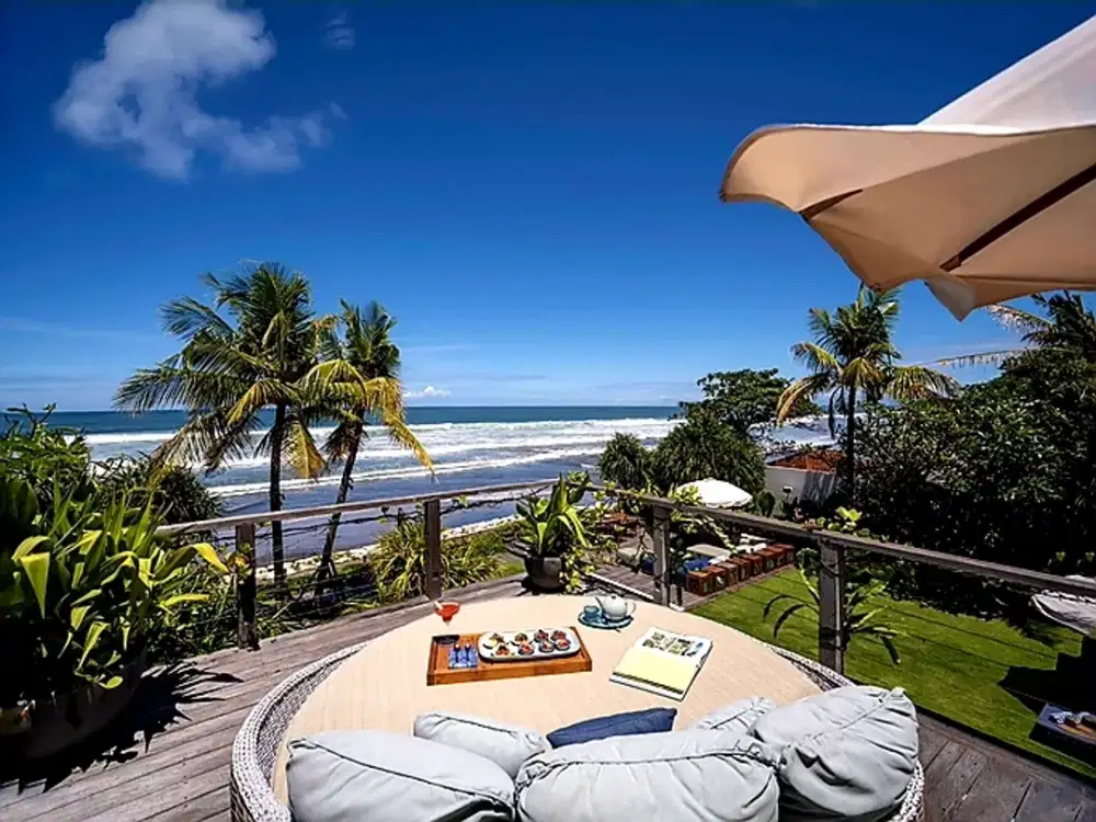 Dijual Luxury Villa Beach Front di Seminyak,Bali