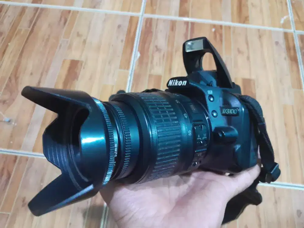 Kamera dslr Nikon D3100 VR