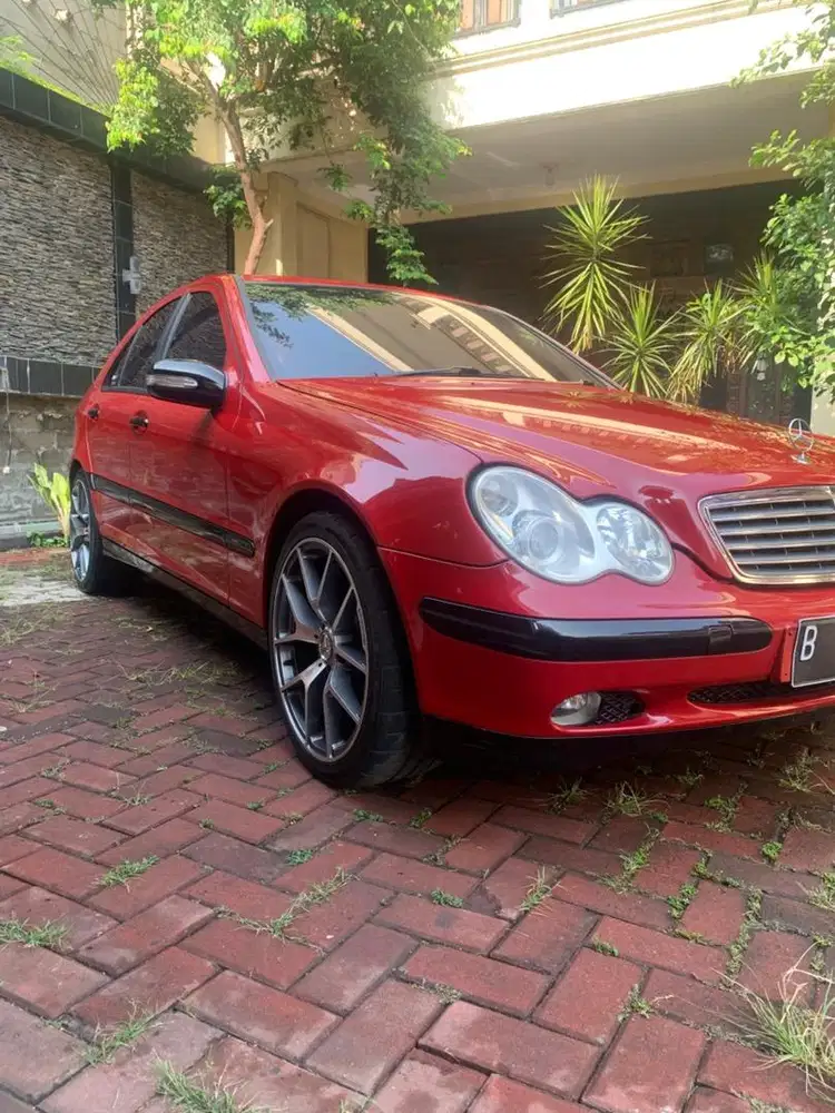 Mercedes-Benz C240 2005 Bensin