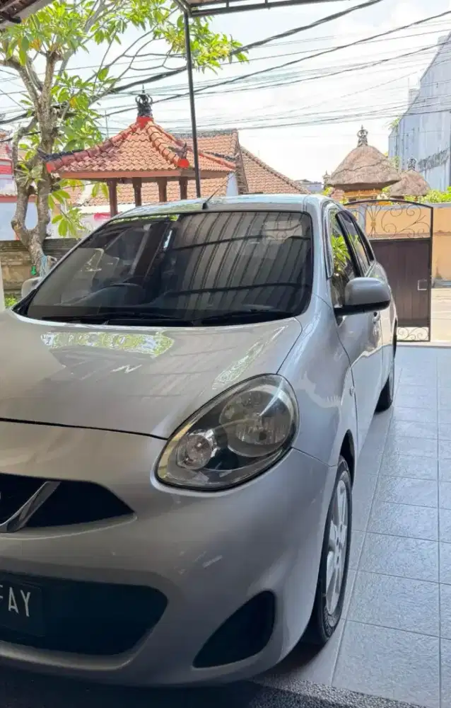 Nissan March Xs 1.5 Matic 2011