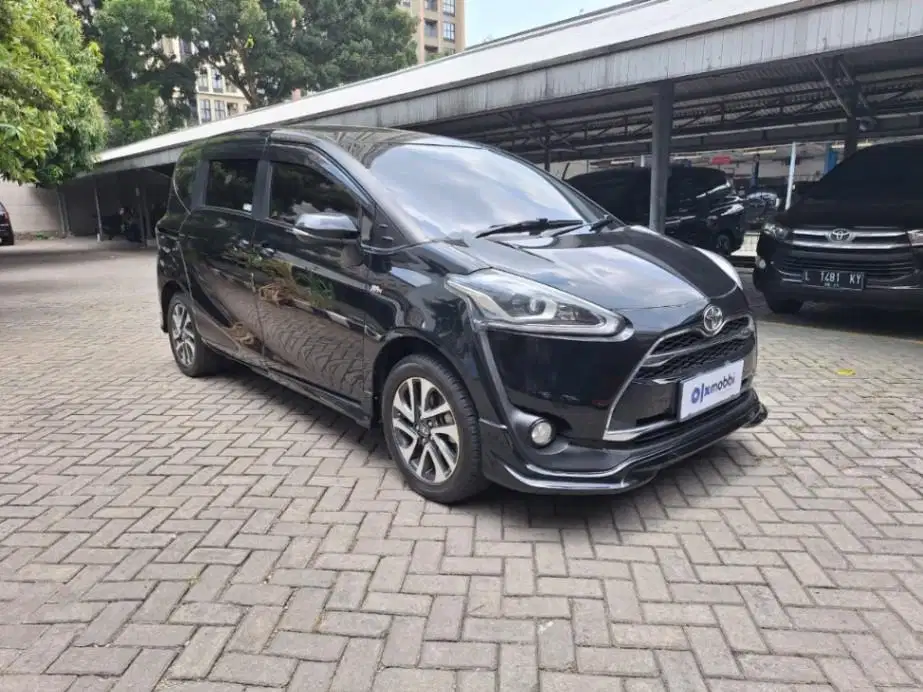 DP MURAH Toyota Sienta 1.5 Q Bensin-AT 2017 CPEWB
