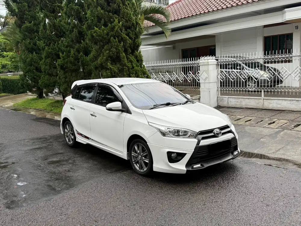km83rb - Yaris TRD Sportivo matic 2015 Putih || 2016
