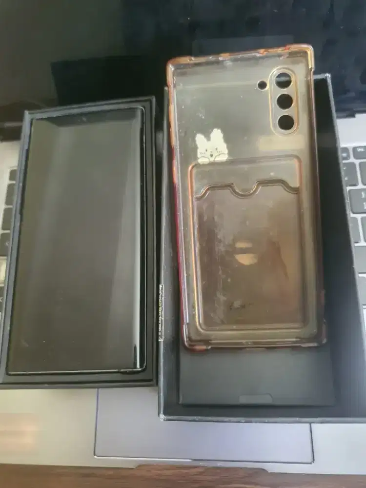 Samsung Galaxy Note 10 8/256GB - Sein Asli, Minus Tipis