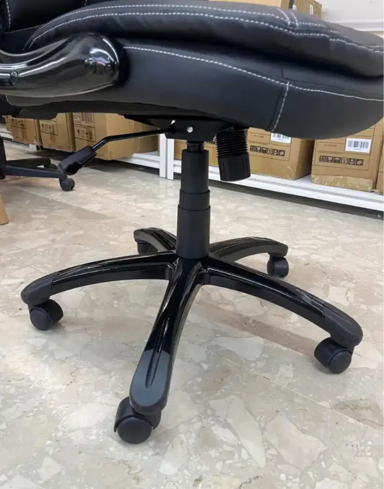 Kursi Kantor Mewah