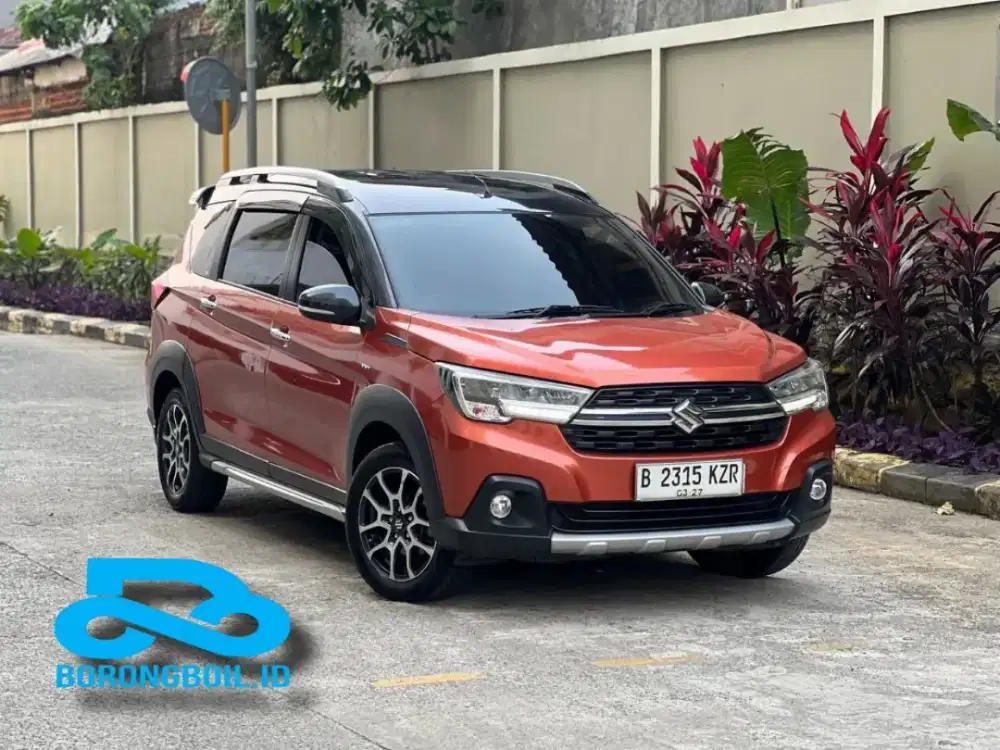 Suzuki XL7 Alpha A/T Matic 2021 Oranye