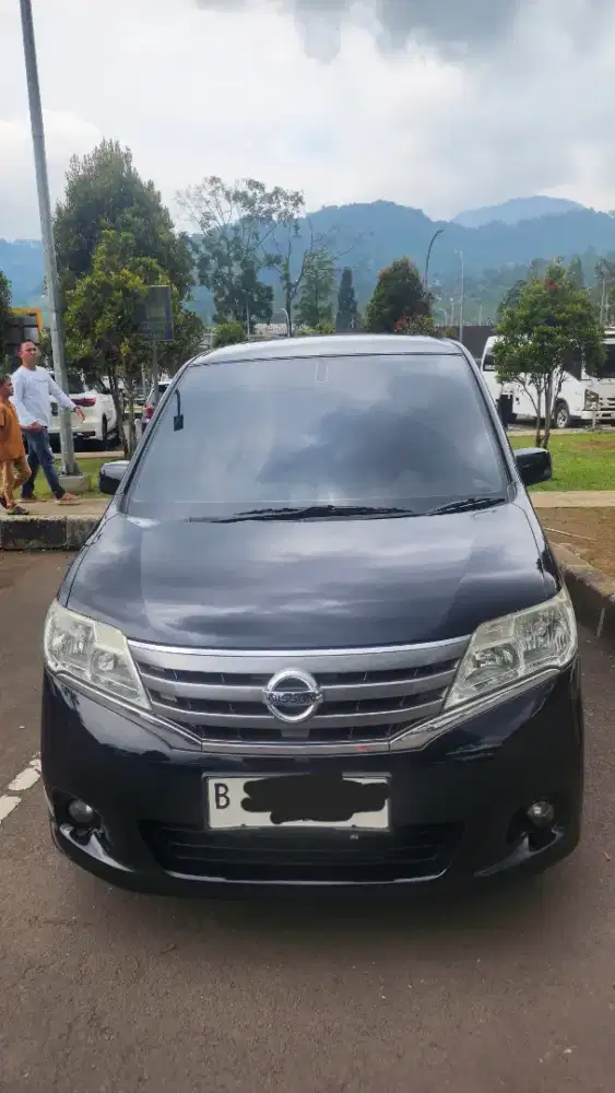 Nissan Serena 2013 Bensin