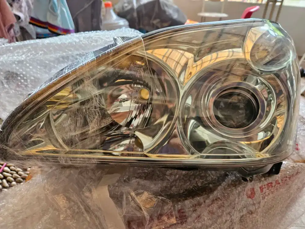 Di Jual head lamp Harrier depan